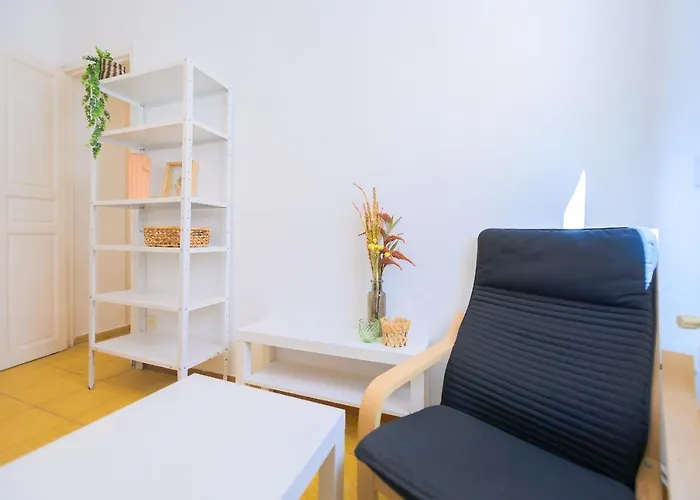 For You Rentals Encantadora Vivienda Temporal De 3 Habitaciones En Madrid Ame49