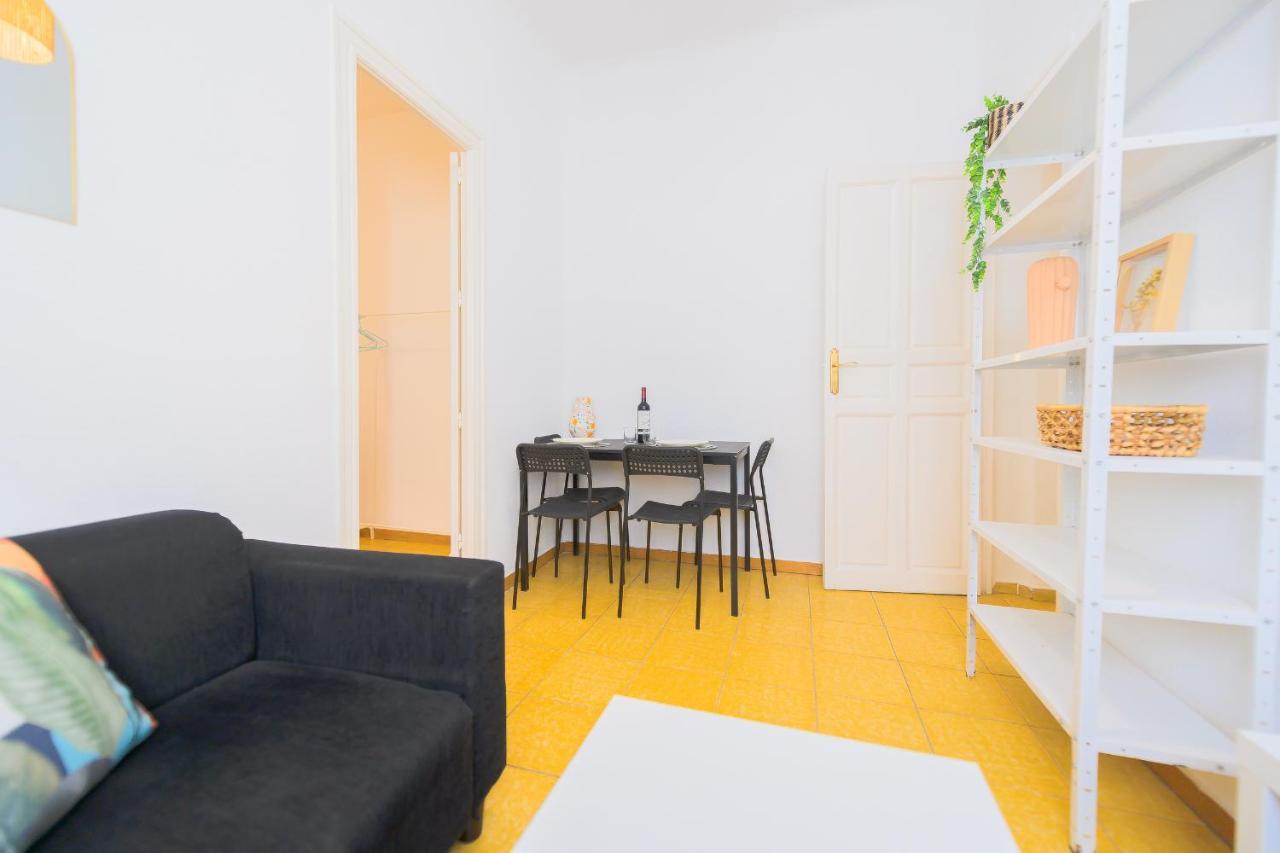 For Encantadora Vivienda Temporal De 3 En Ame49 Appartement *